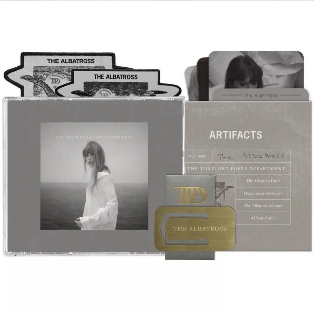 The Tortured Poets Department
Collector's Edition
Deluxe CD "The Albatross”